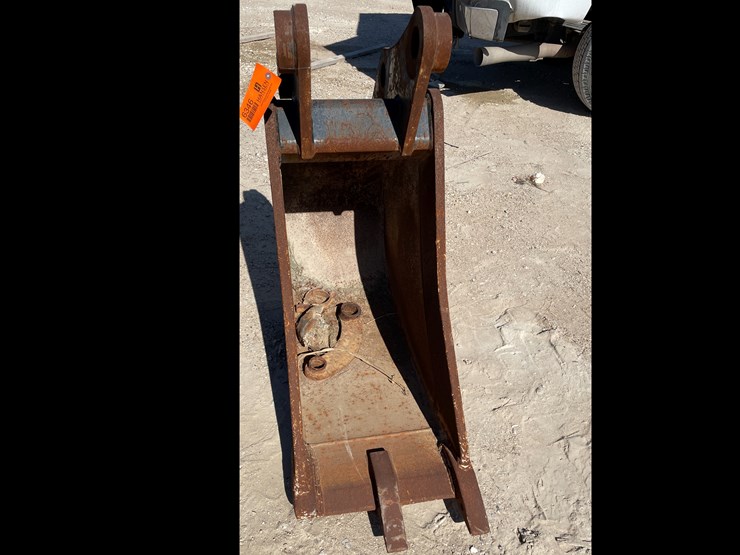 #6346-•-gannon-excavator-bucket-image-3