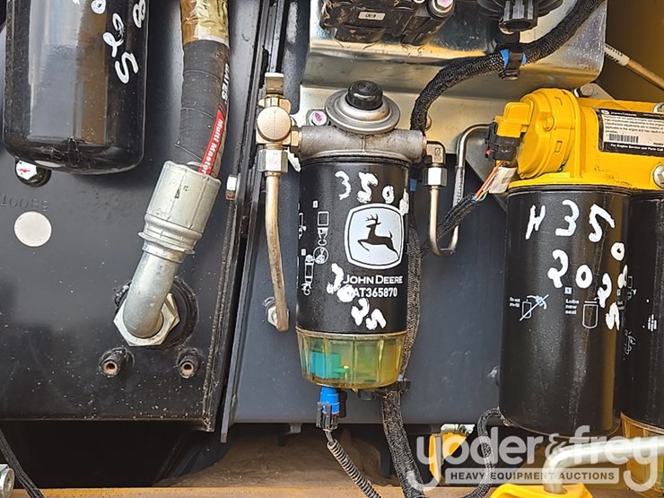 2019-deere-850l-wlt-image-70