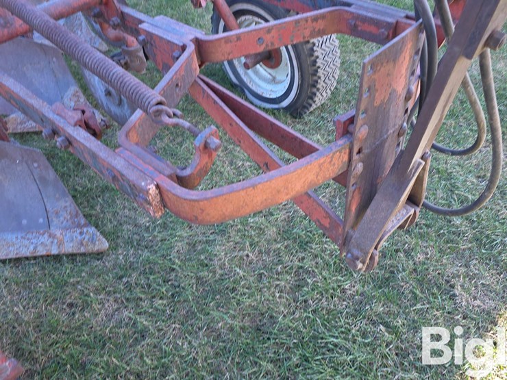 4-bottom-plow-image-12