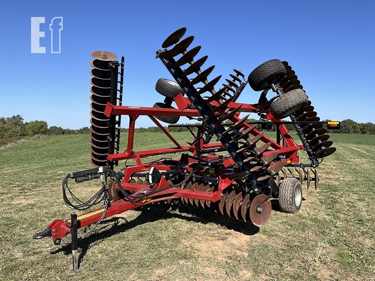 2018-case-ih-true-tandem-345-image-1