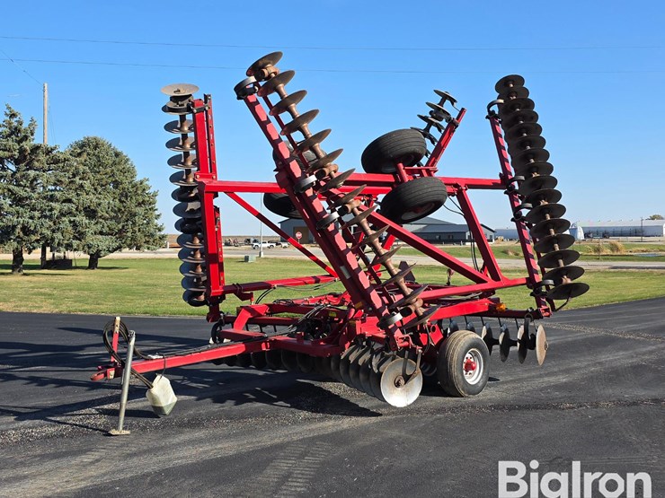 case-ih-3950-image-1