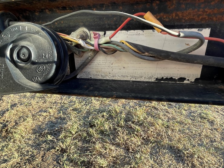 #6240-•-2002-big-tex-car-trailer-(trailer-#0938nc)-(has-tx-title)-image-10