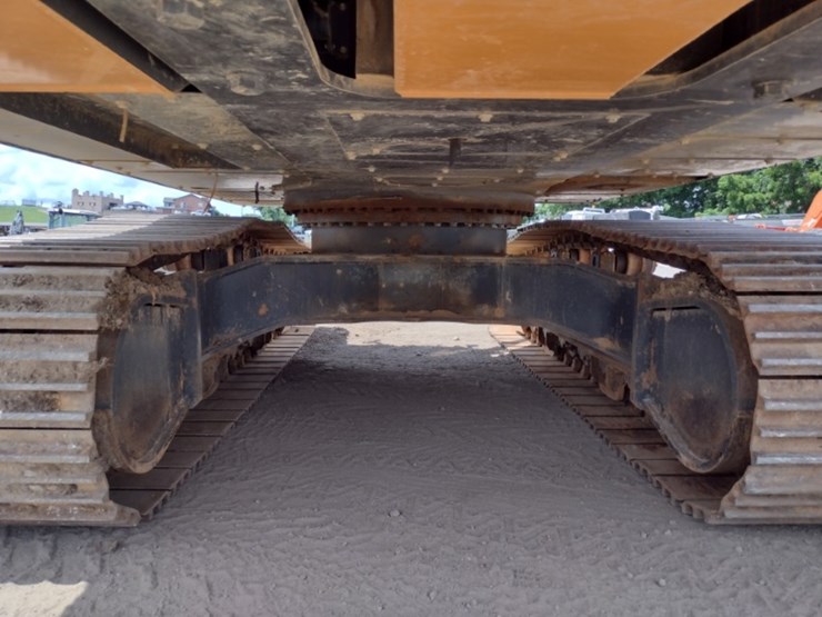 22-case-cx350d-image-24