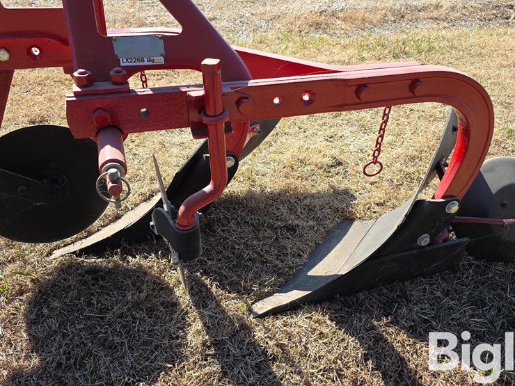 dearborn-2-bottom-plow-image-17