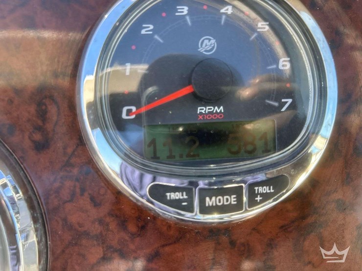 2003-sea-ray-slx-29'-image-33