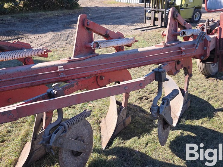 wil-rich-6-18smp-6-bottom-plow-image-18