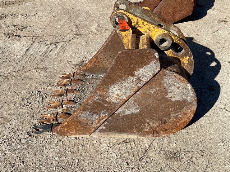 #6338-•-excavator-bucket-image-4
