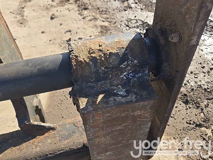 komatsu-wa200-8-image-8