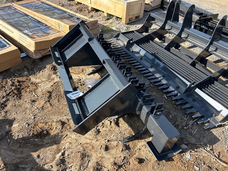 #47-•-six-shank-skid-steer-ripper-image-2