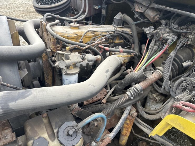 2004-caterpillar-3126-image-55