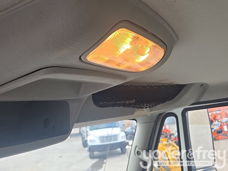 2015-international-4300-sba-image-117