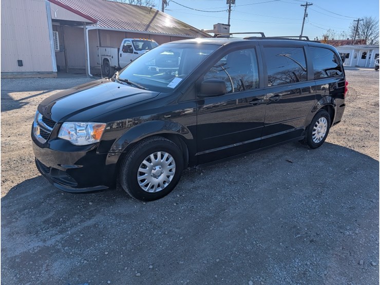 2012-dodge-grand-caravan-image-1