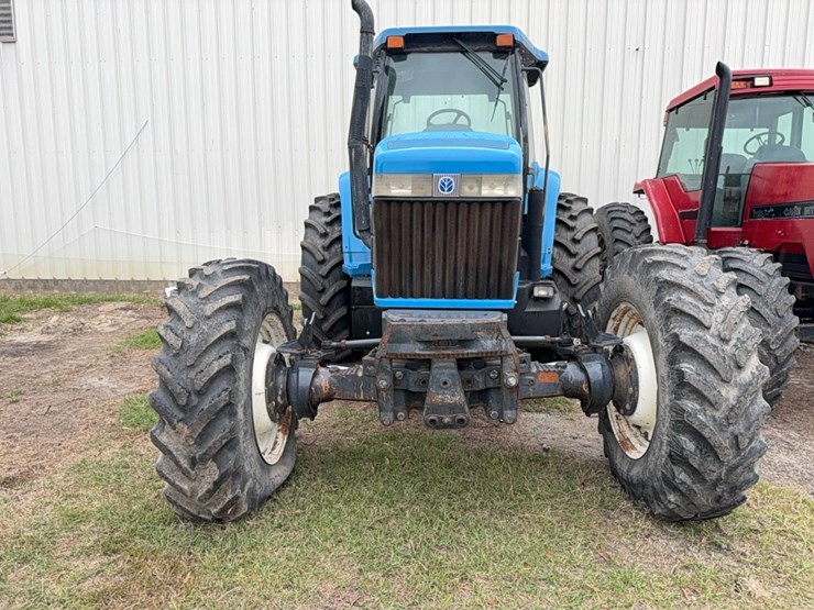 new-holland-8770-image-3