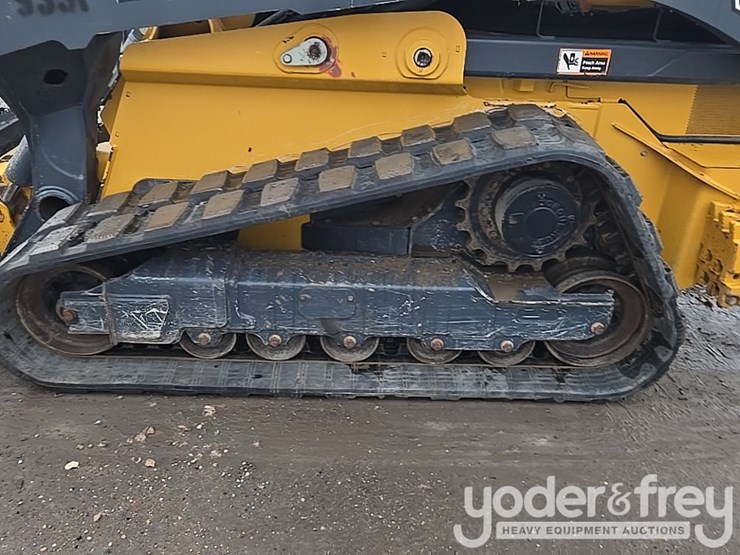 2020-deere-333g-image-14