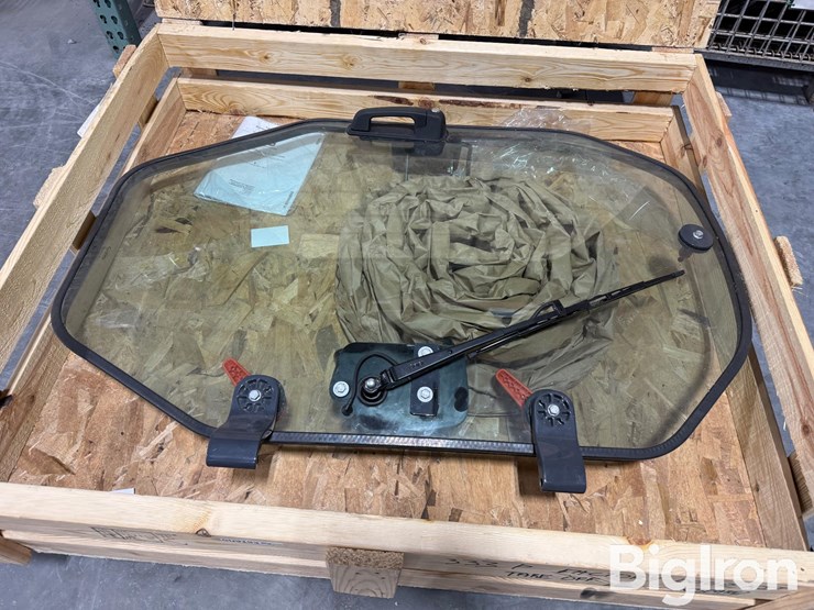 john-deere-333p-door-assembly-image-2