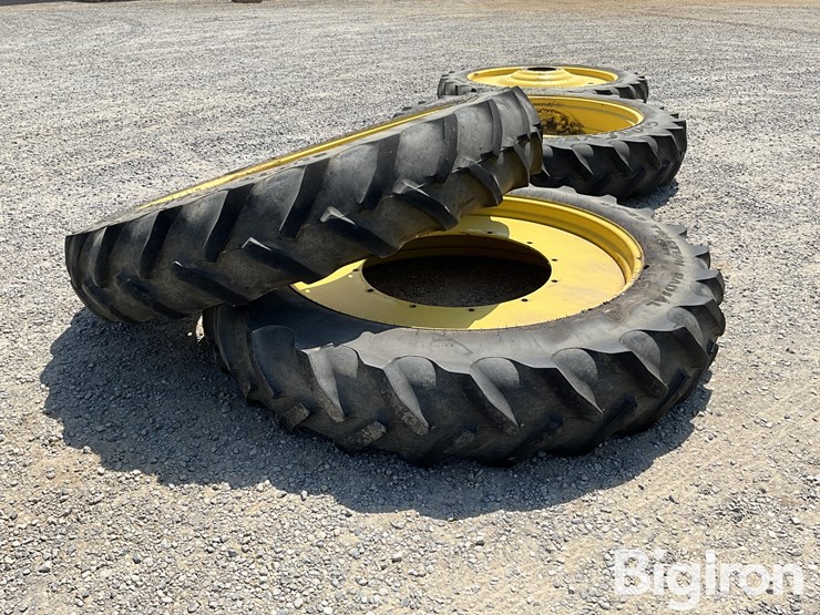 john-deere-a-image-1