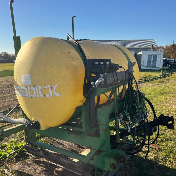 Reddick 300 gal 3 point poly sprayer with pto drive vain pump, 59’ hyd folding booms on 21” spacing, elec. solenoids, no cab control, located at 1244 Vandiford Thomas Rd Snow Hill NC  call 252-531-8061 with questions.