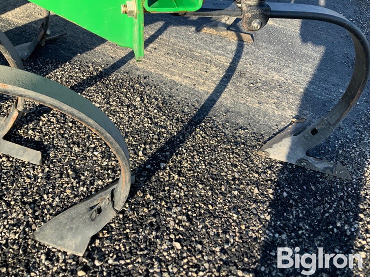 john-deere-16r30"-crop-cultivator-image-14