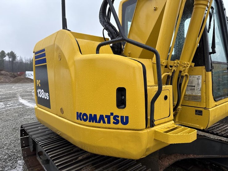 komatsu-pc138us-image-24