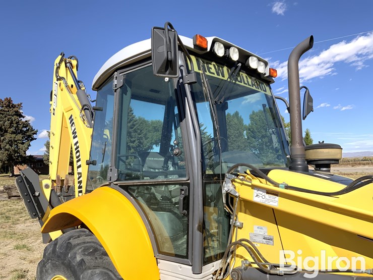 2020-new-holland-b95b-image-12