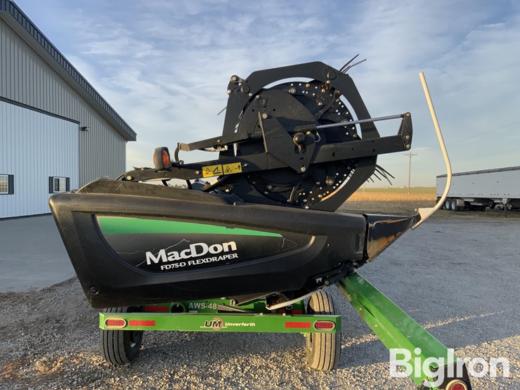 2015-macdon-40'-flex-draper-head-image-4