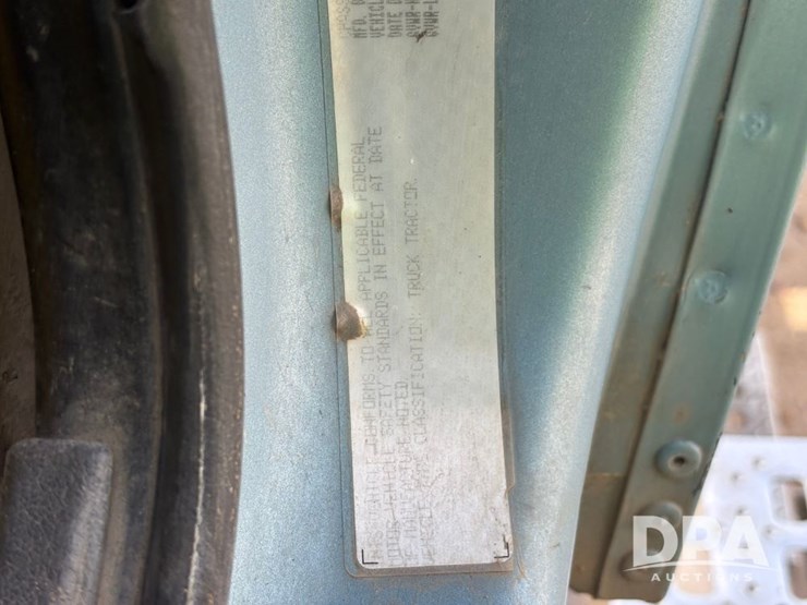 2000-caterpillar-10-image-84