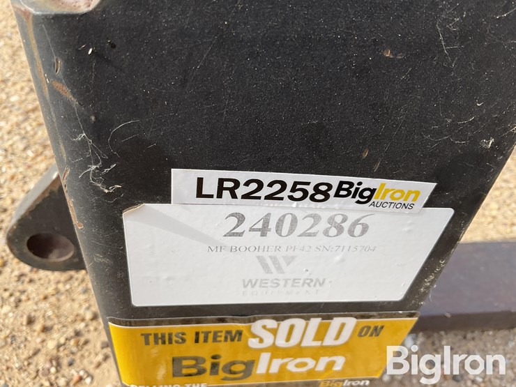 2015-massey-ferguson-pf42-fork-lift-attachment-image-18