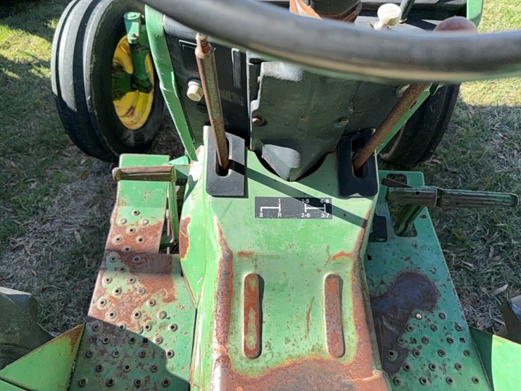john-deere-2155-image-21