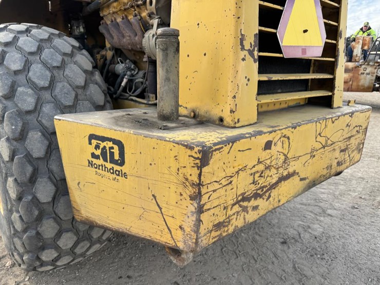 1982-caterpillar-3208-image-28