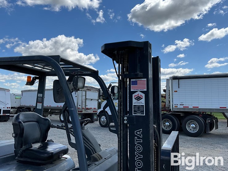 toyota-8fdu25-image-9