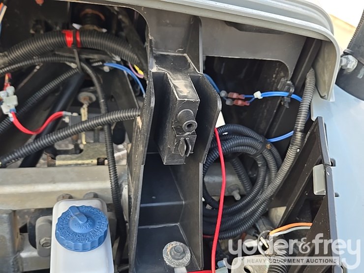 2020-club-car-carryall-1700-image-49