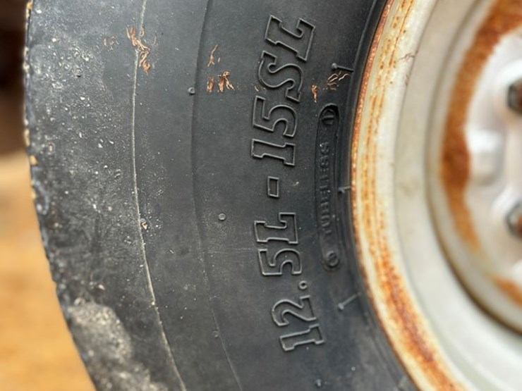 case-ih-3950-image-17