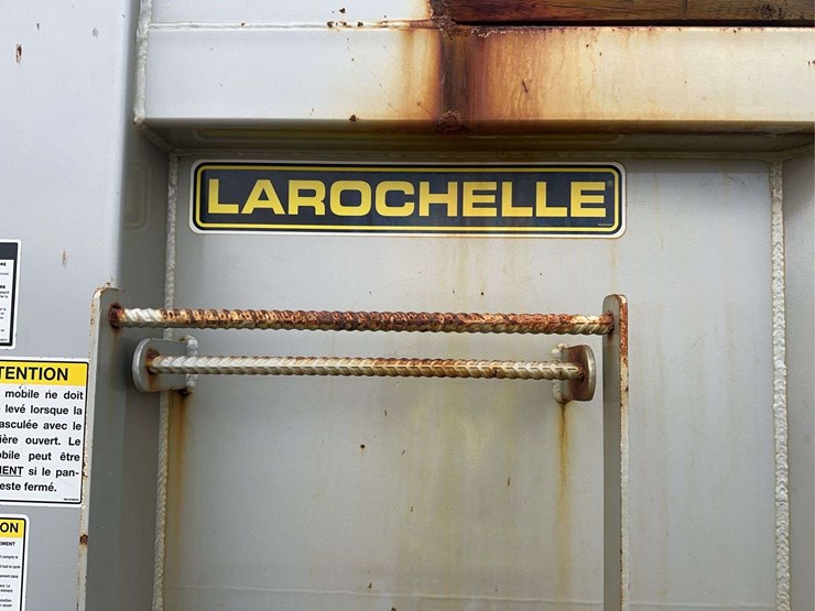 2010-international-7400-image-17