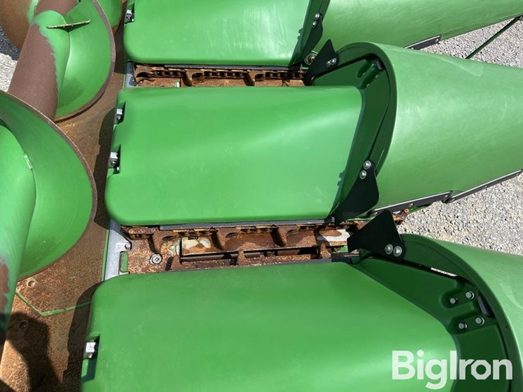 2024-john-deere-c12f-image-14