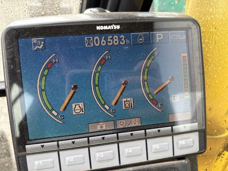 komatsu-pc138us-image-76