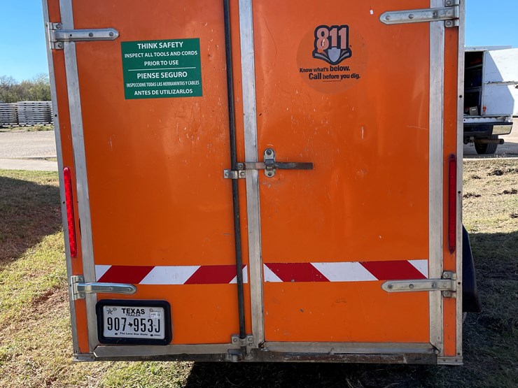 #6230-•-2017-ameritrail-enclosed-cargo-trailer-(trailer-#09103)-(has-tx-title)-image-4