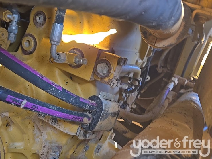 2016-caterpillar-950m-image-48