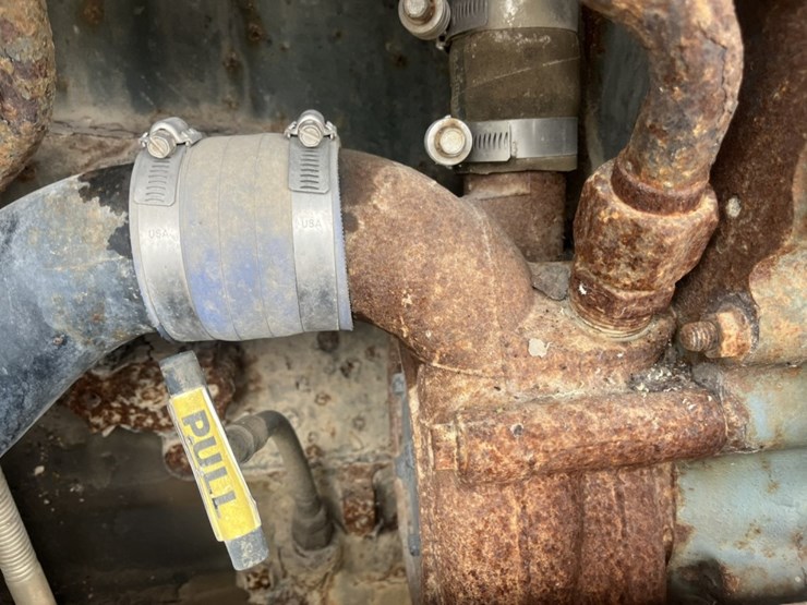 #1633-•-1995-freightliner-usf-1e-sleeper-cab-truck-tractor-image-41