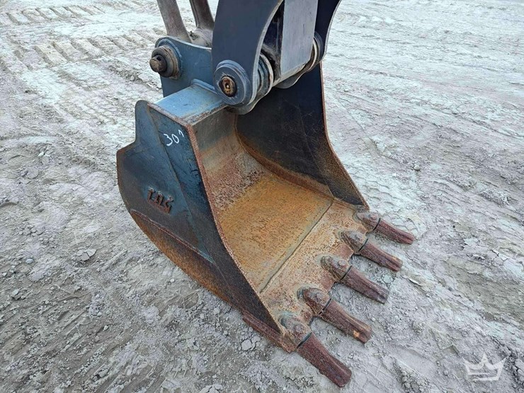 2019-deere-85g-image-19