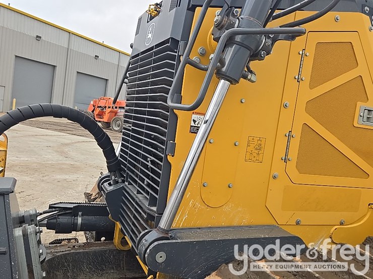 2019-deere-850l-wlt-image-39
