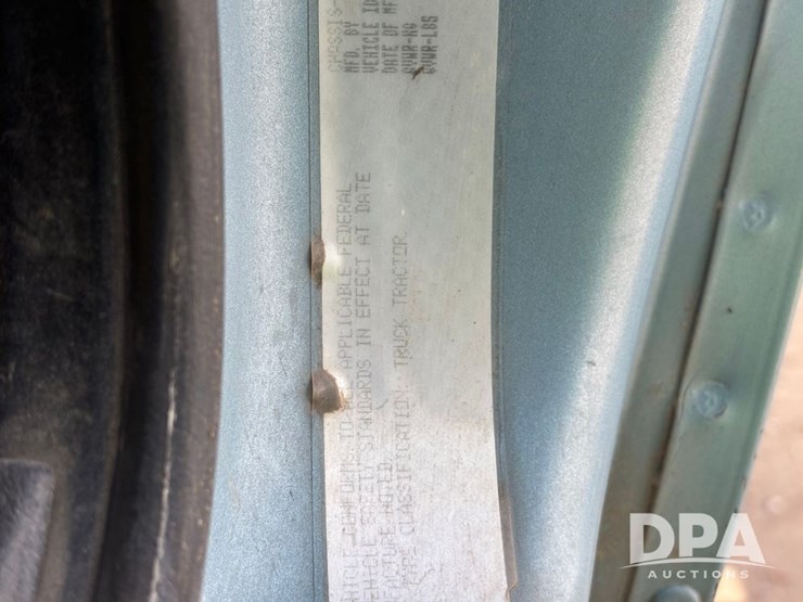 2000-caterpillar-10-image-83