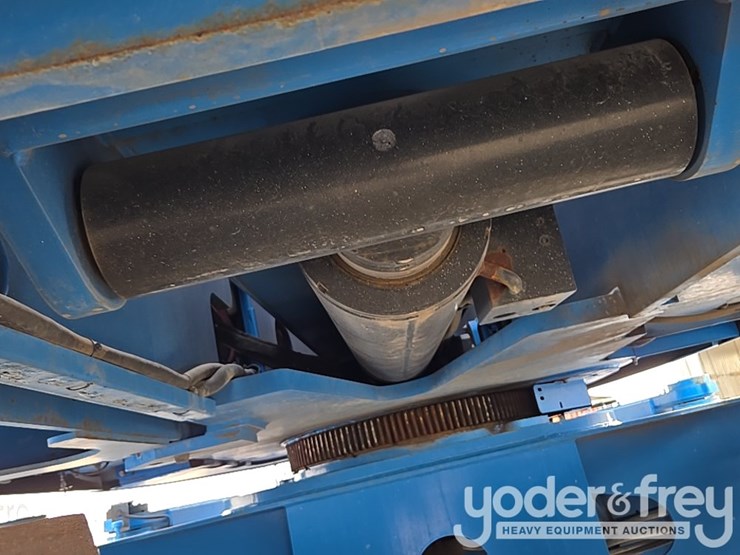 2015-genie-zx-135-image-35