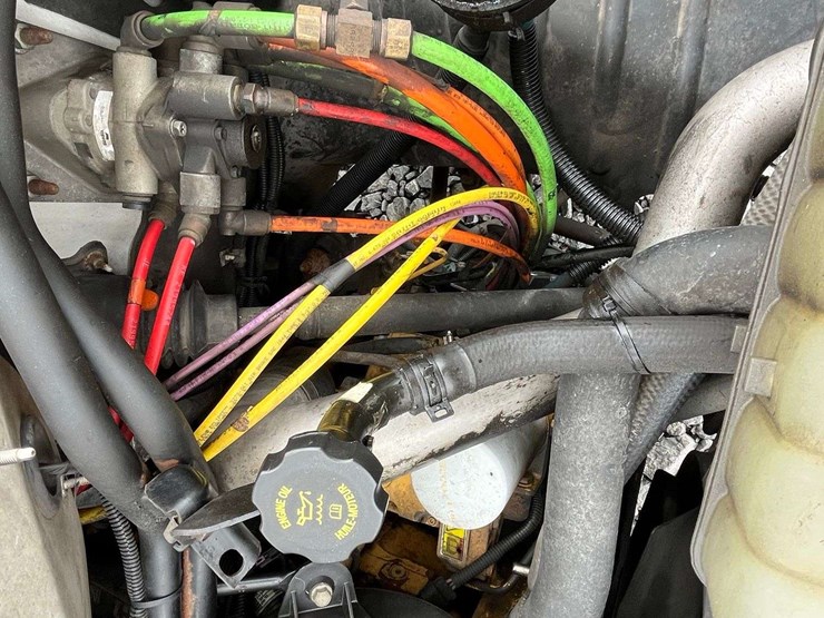 2005-gmc-c8-cable-placer-truck-image-67