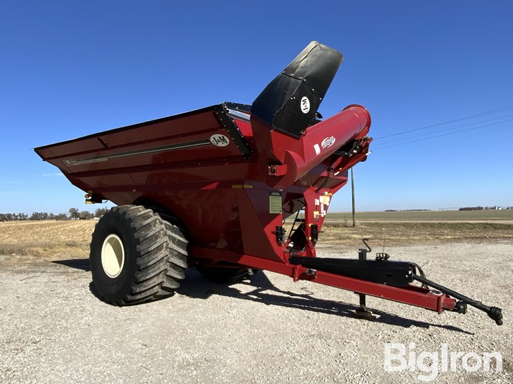 2015-j&m-1120-xtended-reach-grain-cart-image-3
