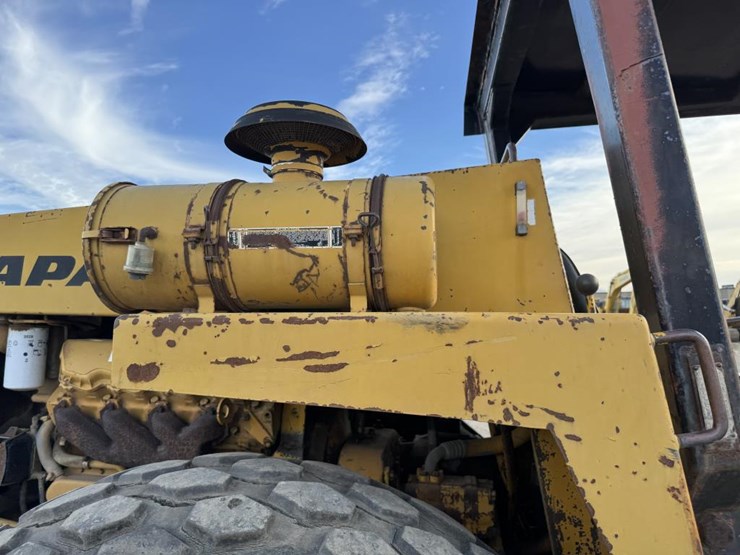 1982-caterpillar-3208-image-23