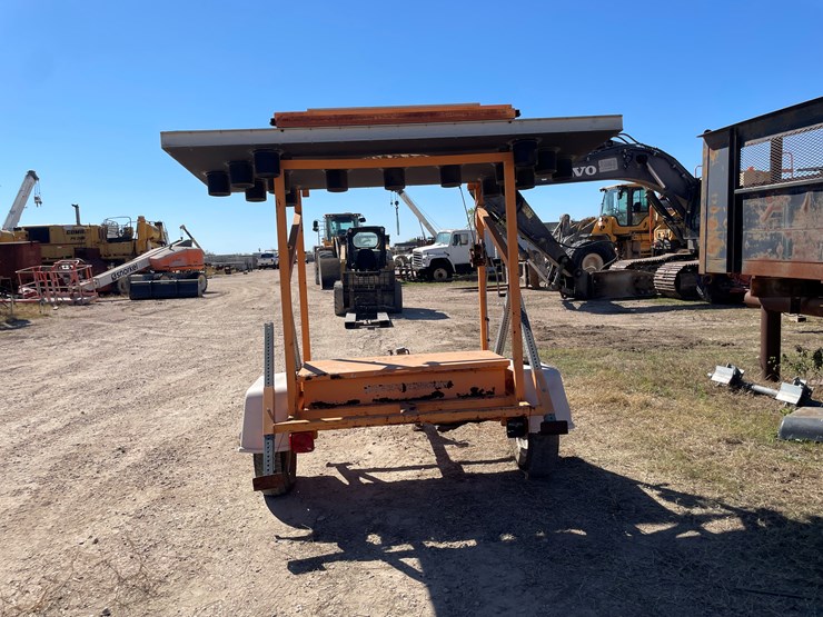 #6324-•-2000-solar-tech-arrow-board-(trailer-#37102),-(no-title)-image-1