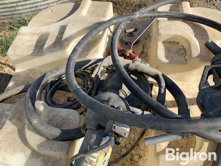 250-gal-poly-tank-w/pho-pump-image-13