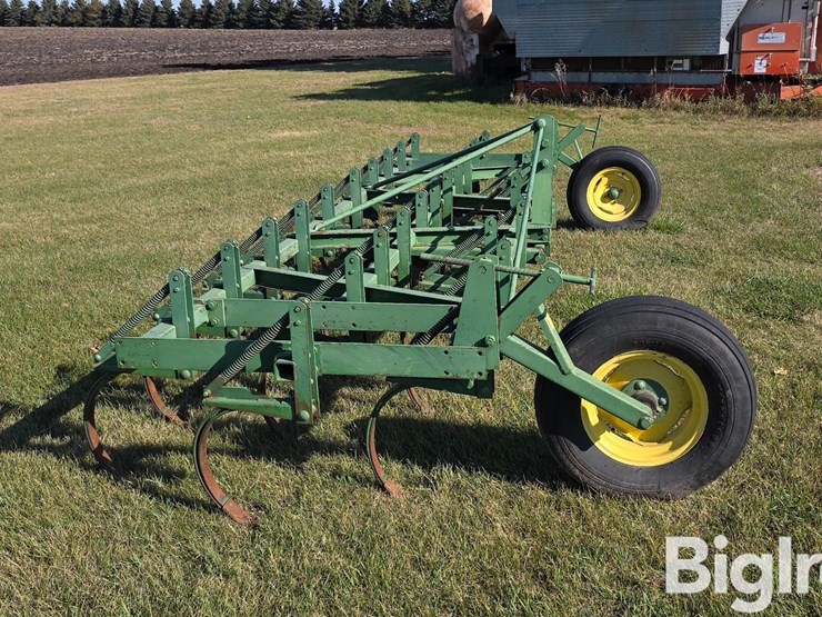 john-deere-eco11-field-cultivator-image-4