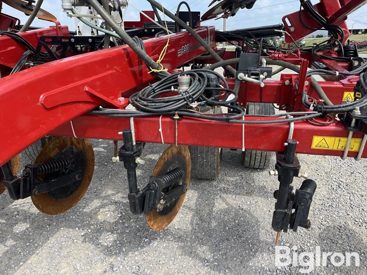 2022-case-ih-2022-image-15