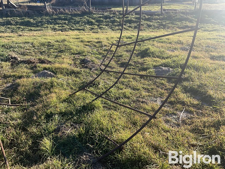 round-bale-feeder-image-1